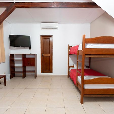 Hostal "Centrika" Tarapoto Εξωτερικό φωτογραφία