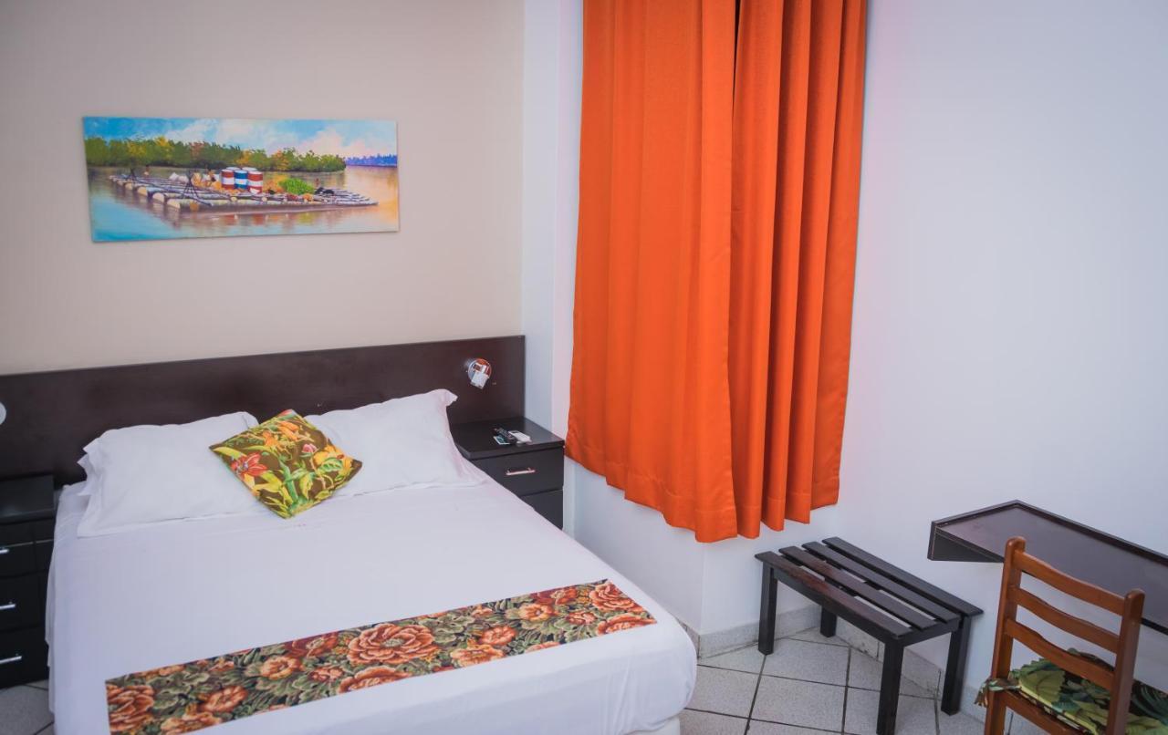 Hostal "Centrika" Tarapoto Εξωτερικό φωτογραφία