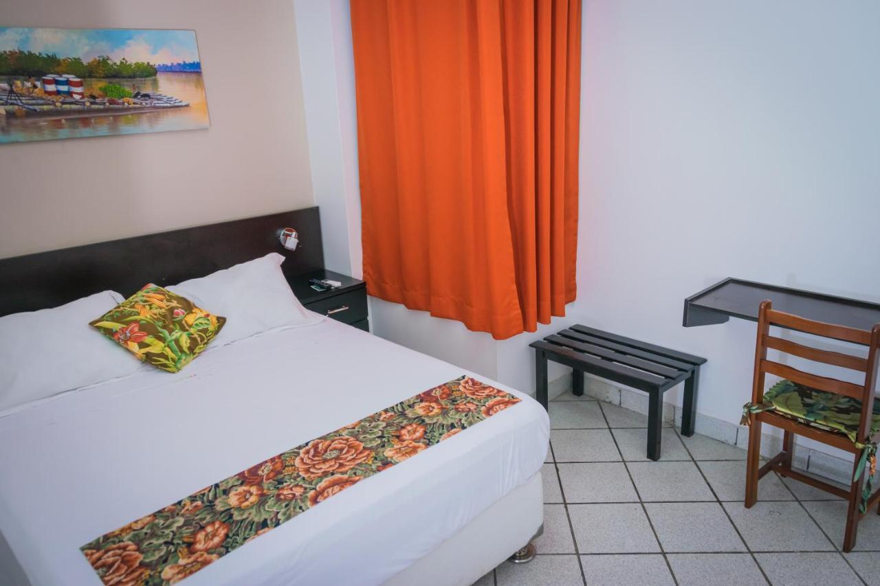 Hostal "Centrika" Tarapoto Εξωτερικό φωτογραφία