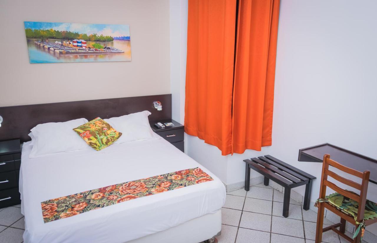 Hostal "Centrika" Tarapoto Εξωτερικό φωτογραφία