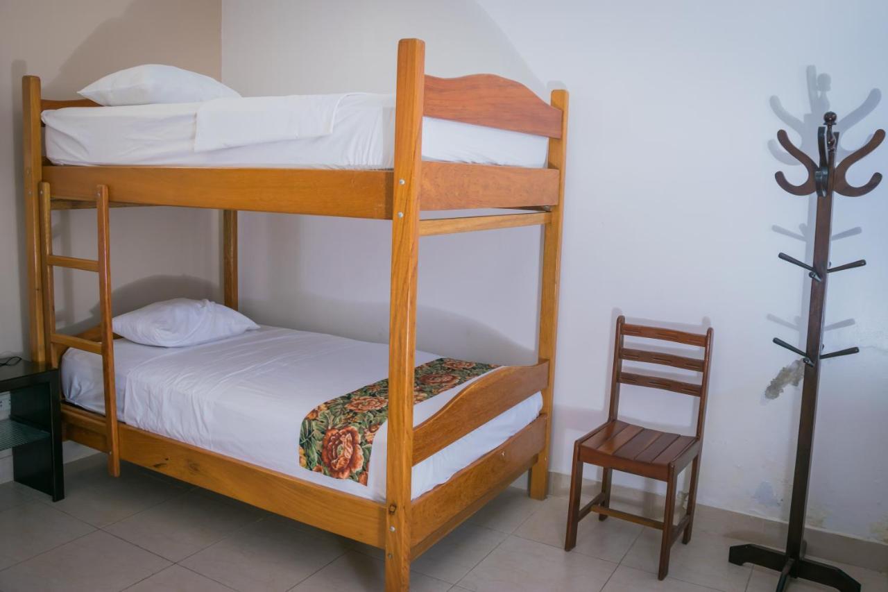 Hostal "Centrika" Tarapoto Εξωτερικό φωτογραφία