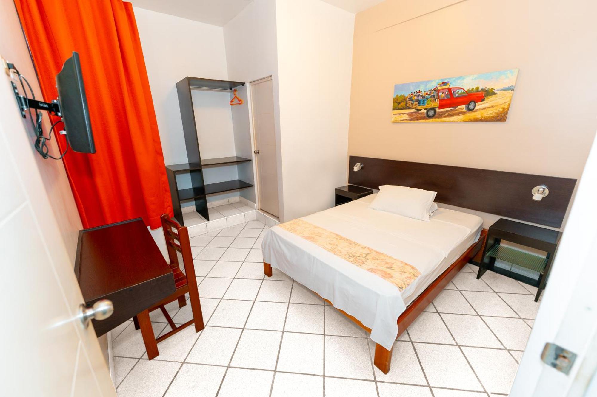 Hostal "Centrika" Tarapoto Εξωτερικό φωτογραφία