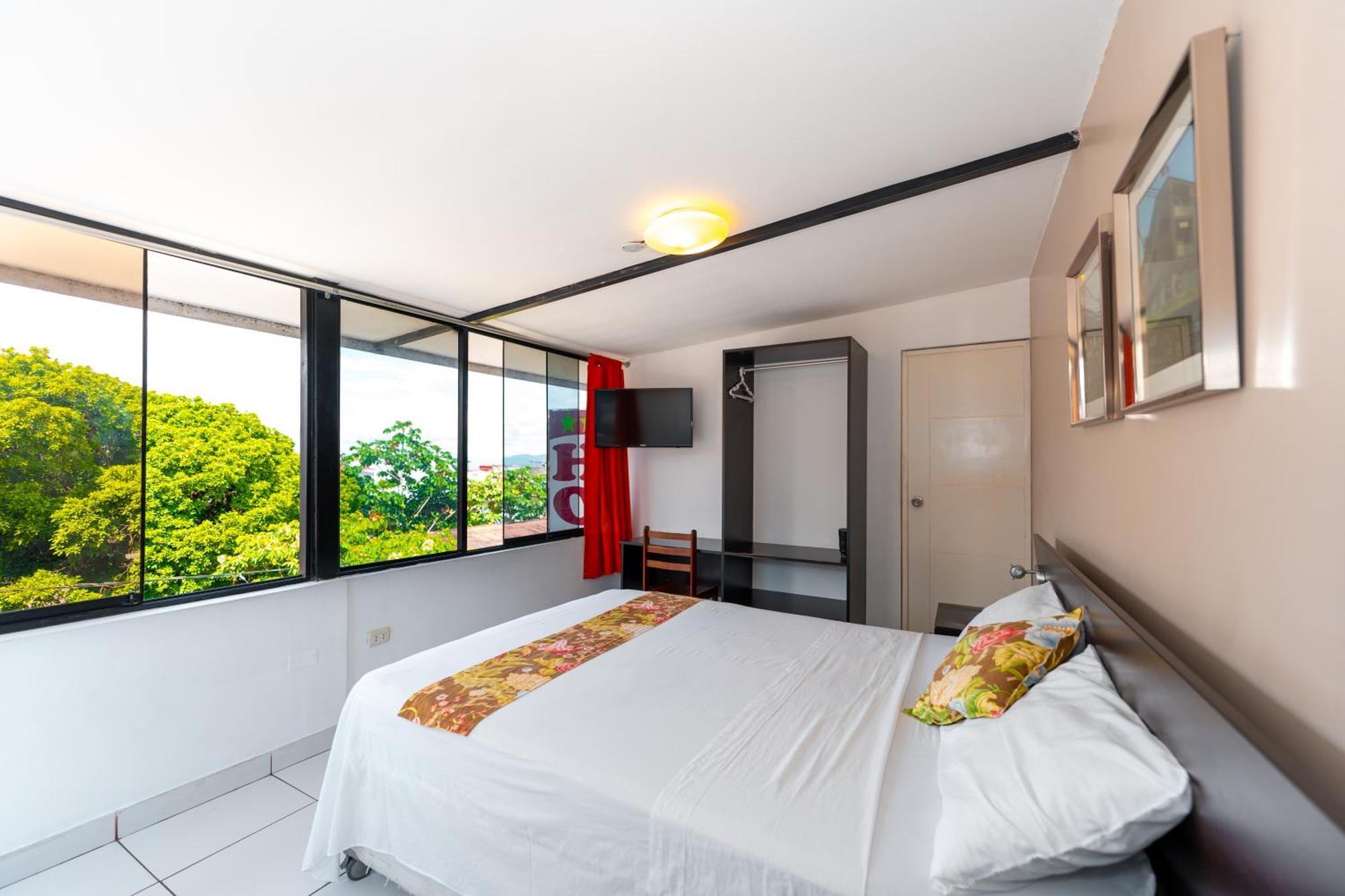 Hostal "Centrika" Tarapoto Εξωτερικό φωτογραφία